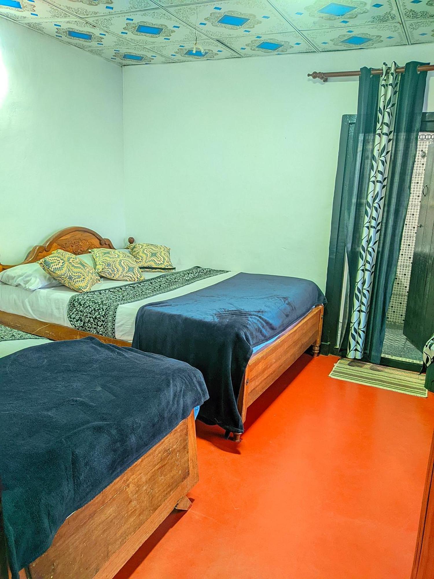 White Home Haputale Bagian luar foto