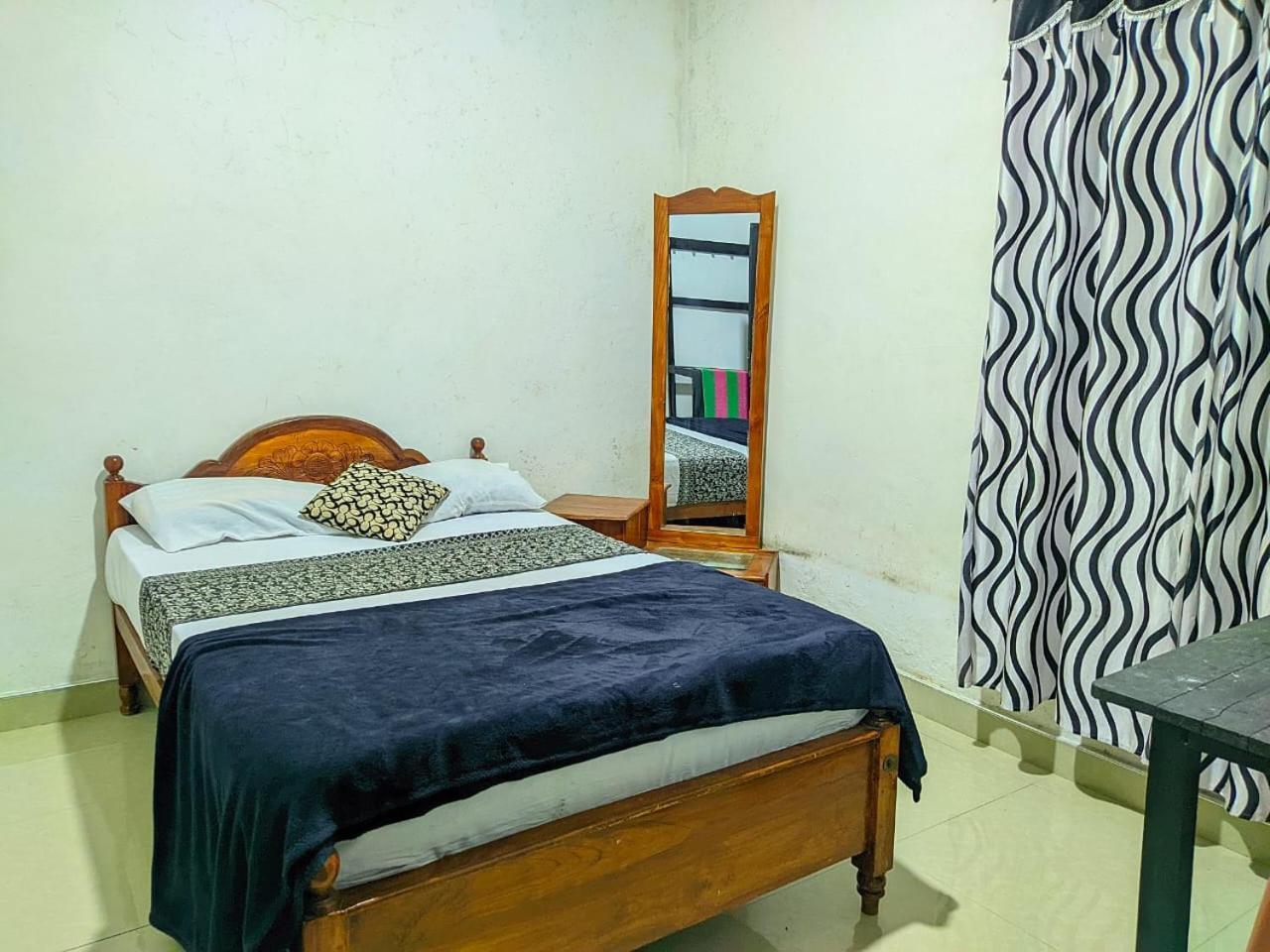 White Home Haputale Bagian luar foto